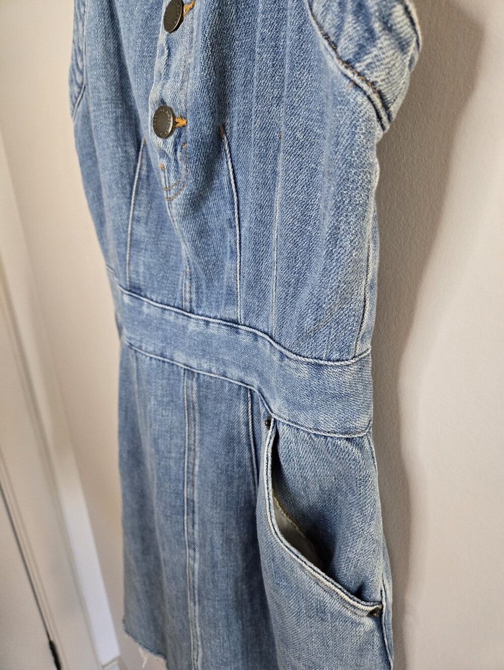 & Other Stories Blue Denim Pinafore Mini Dress With Pockets, Distressed Hem -New - Picture 4 of 6